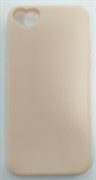 Силиконовый чехол с вырезом-сердечком для iPhone 7/8, арт.010940 (Светло-розовый)